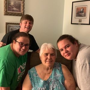 Meet your Posher, Amber